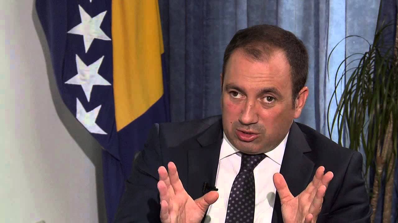 Crnadak se sastao s ministrom vanjskih poslova i trgovine Mađarske