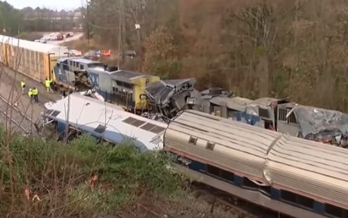Nesreća u Egiptu: Sudarila se dva putnička voza, najmanje 12 mrtvih