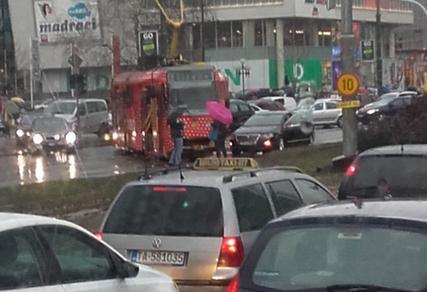 Udes u centru Sarajeva, otežan saobraćaj u cijelom gradu