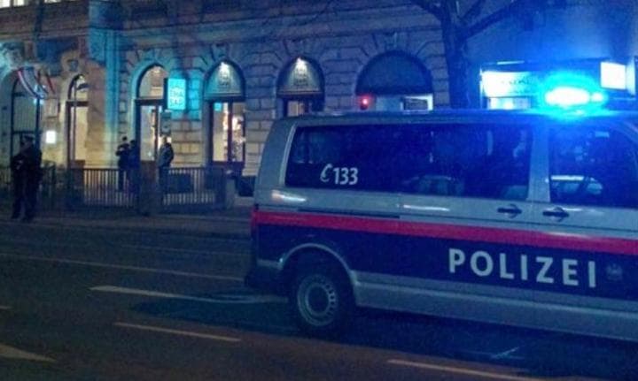 Drama u Beču: Muškarac ubadao ljude nožem, najmanje tri osobe povrijeđene