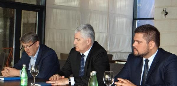 Čović održao sastanak s Općinskim odborom HDZ-a Neum