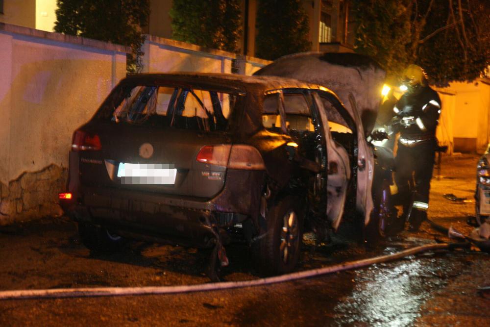 Eksplozija u Beogradu: Parkirala džip koji je potom eksplodirao