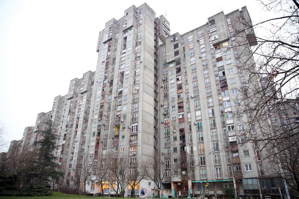 Užas u Beogradu: Skočio sa 13. sprata