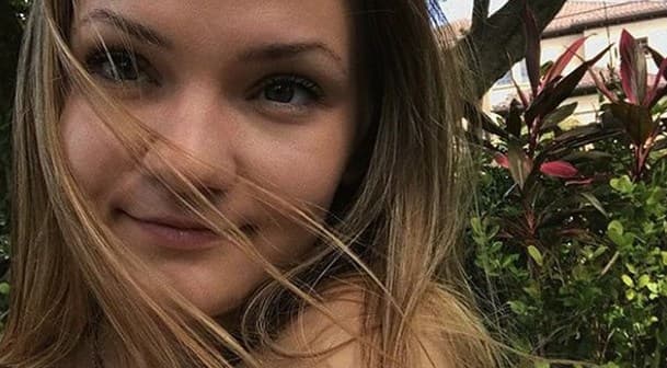 Tinejdžerka završila kod direktorice jer je "grudima uznemiravala učenike i nastavnike"