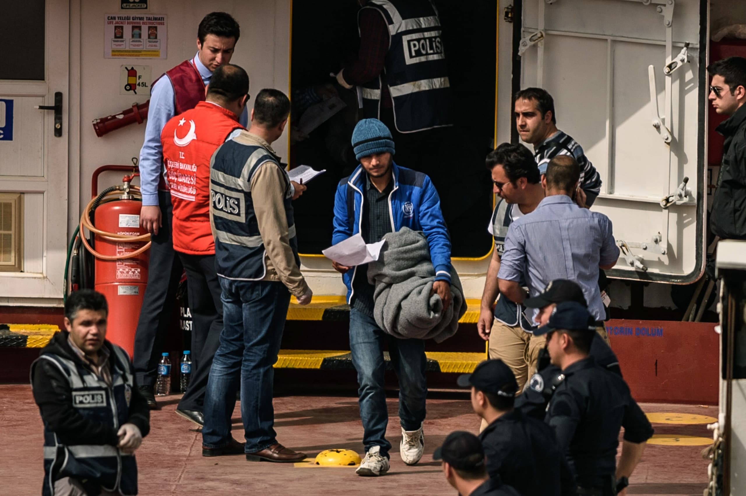 Je li Turska novac za migrante trošila na kupovinu oružja