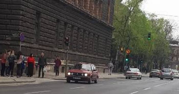 Sarajevski drajver u "dvici": "Transporter" ili luđak vozi u kontrasmjeru kroz Sarajevo