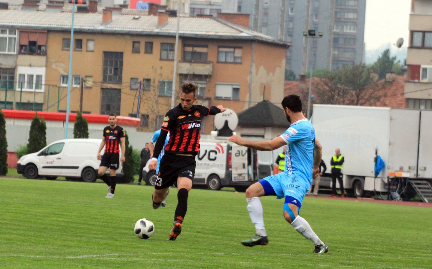 Željezničar deklasirao Slobodu u Tuzli i plasirao se u finale