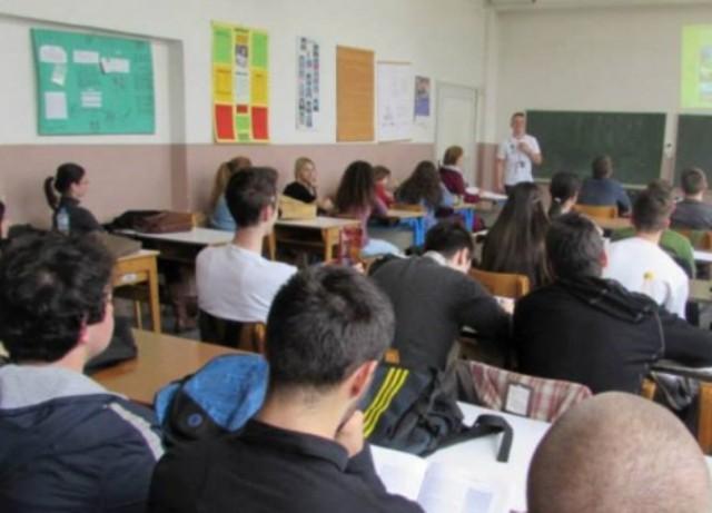 U udžbenicima historije podaci o Mladiću, Karadžiću i stvaranju RS