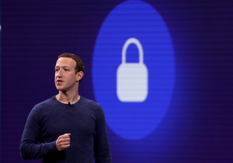 Skandal ništa ne mijenja, Zakerberg i dalje na čelu Facebooka