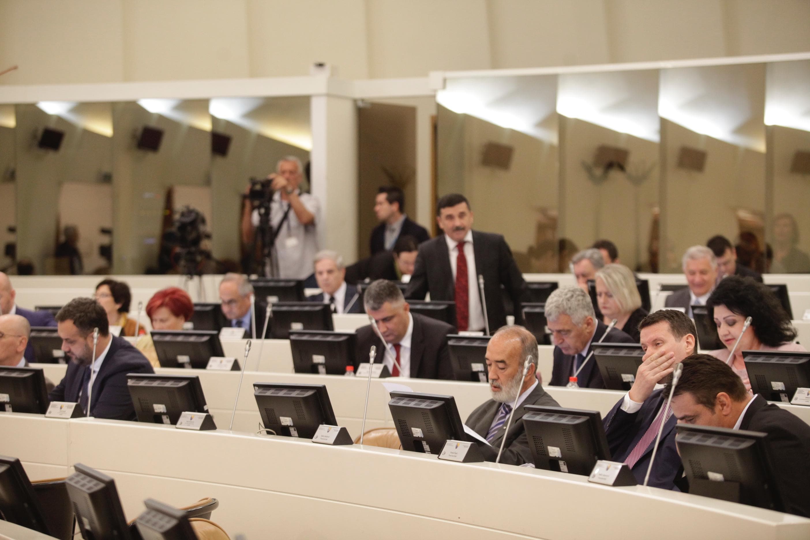 Parlament BiH o Zakonu o plaćama i naknadama u institucijama BiH