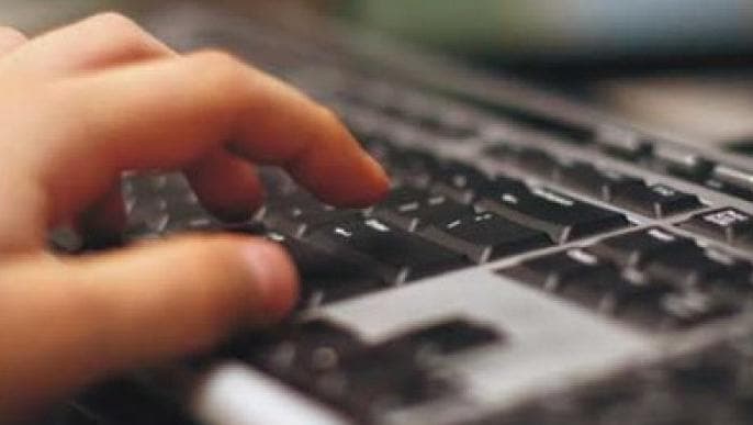 Podignuta optužnica protiv mladića iz Travnika koji je prijetio da će baciti bombu na portal Klix.ba