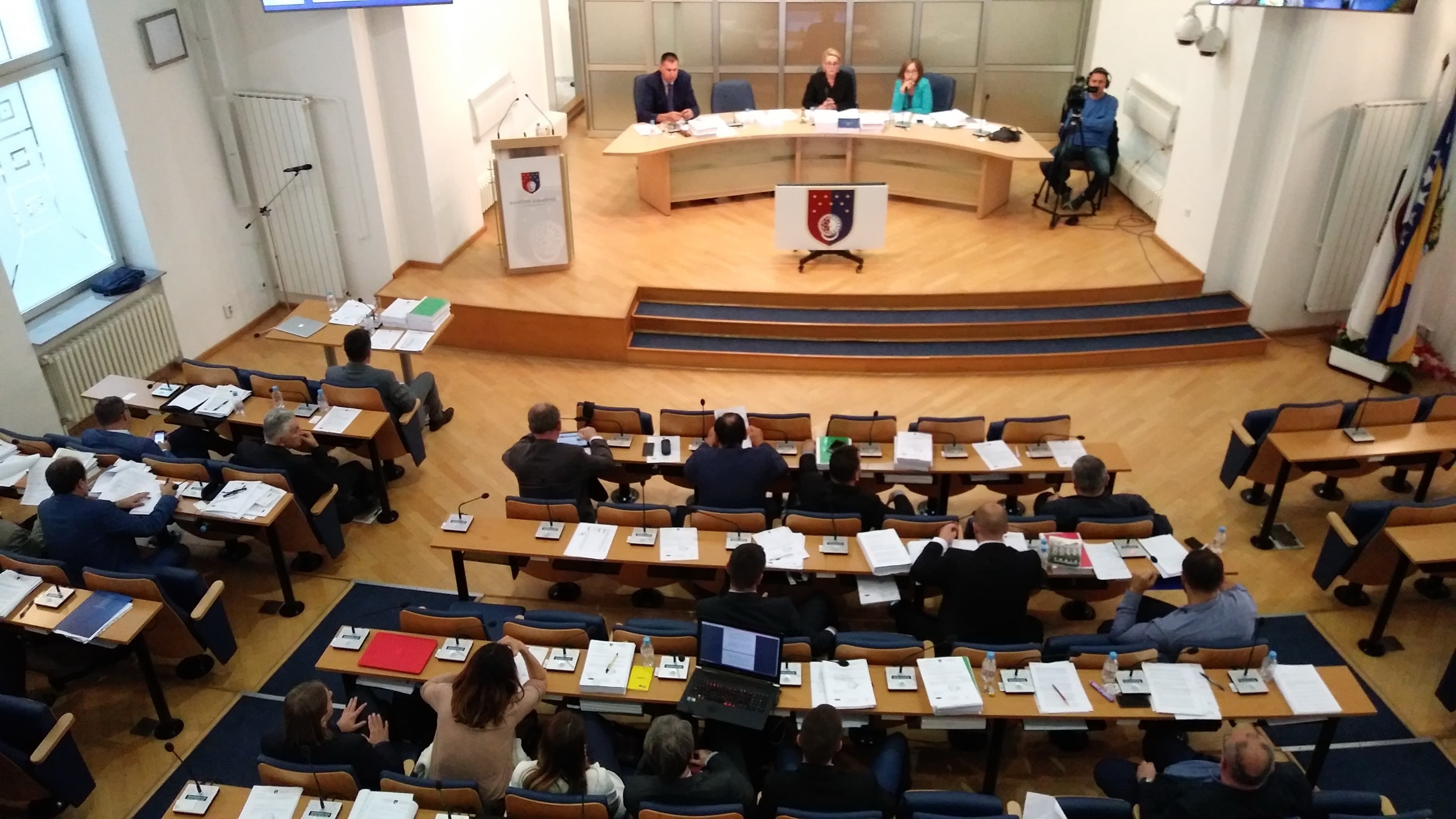 Usvojen Nacrt zakona o plaćama i naknadama državnih uposlenika