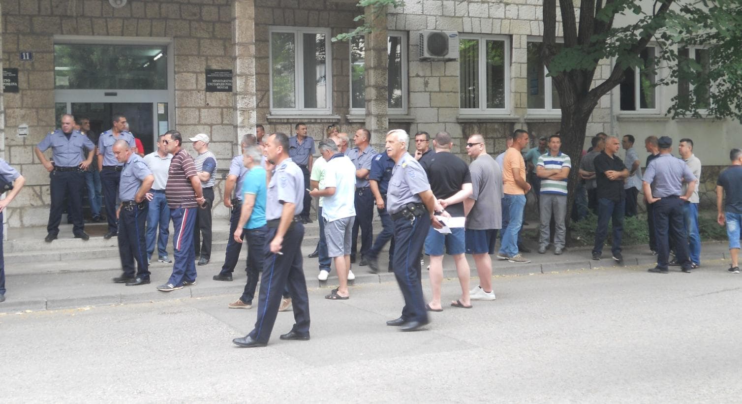 Nakon što su prihvaćeni njihovi zahtjevi: Policija u HNK odustala od protesta