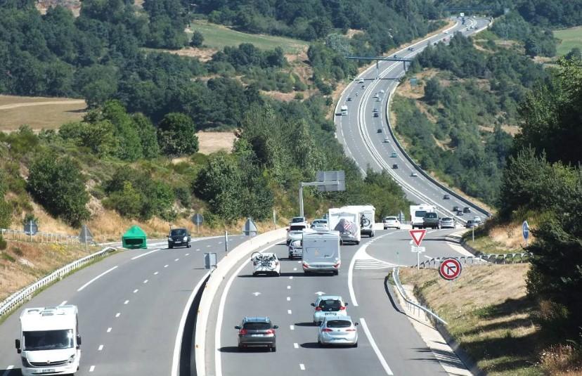 Zbog velikog broja saobraćajnih nesreća Francuska smanjila dopuštenu brzinu na autoputu