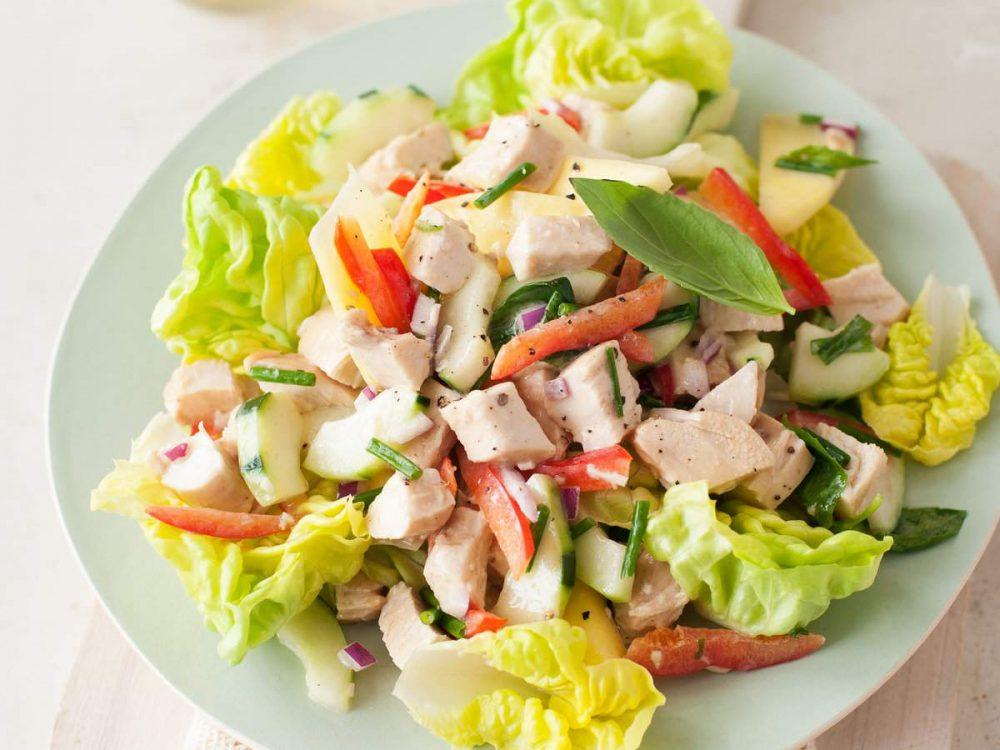 Osvježenje na tanjiru: Hladna salata od piletine