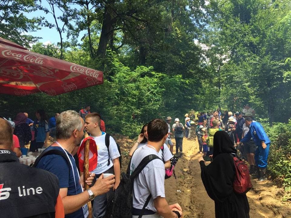 Učesnici "Marša mira" prešli preko Crnog vrha: Današnja dionica duga je 33 kilometra