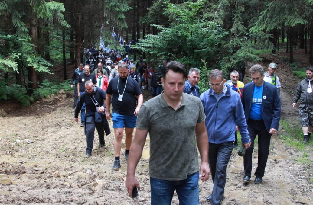 Habibović: Kiša i blato otežavaju kretanje učesnicima "Marša mira Nezuk - Potočari"
