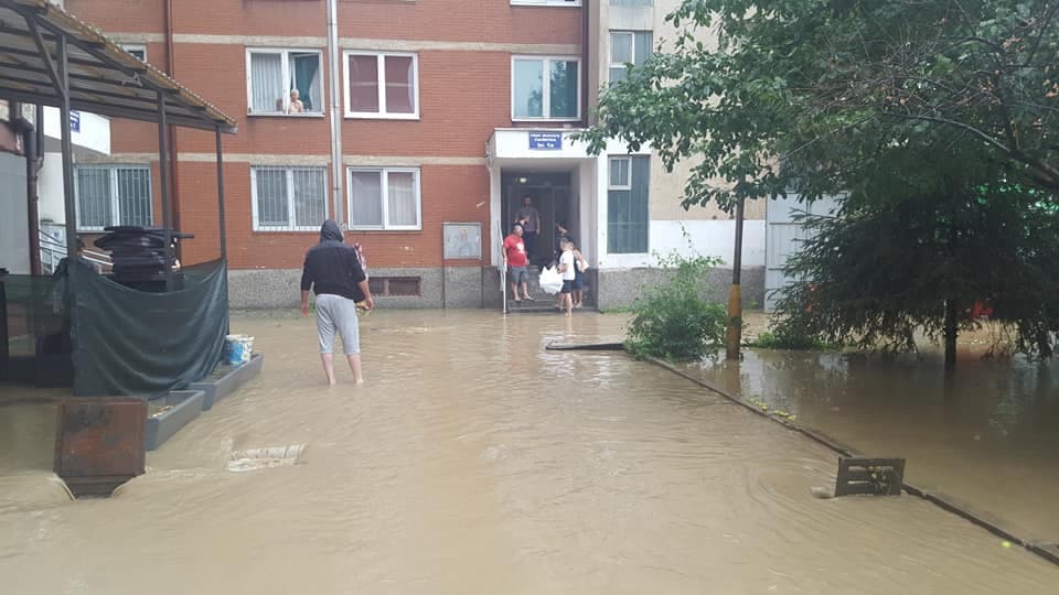 Nakon svake jače kiše zeničko naselje Radakovo bude pod vodom