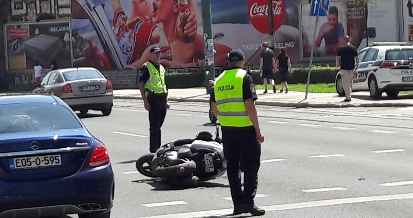 Sarajevo: Povrijeđen motociklista u saobraćajnoj nesreći u ulici Hiseta
