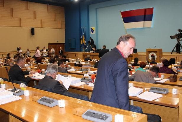Koordinacija SDP-a: Dodik zagađuje umove birača najgorom mogućom temom – žrtvama i njihovim porodicama
