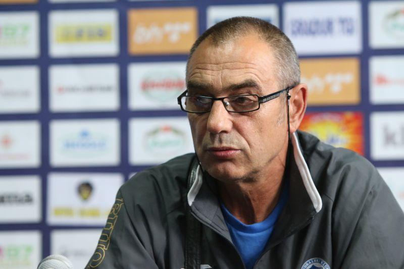 Moramo imati mirnu glavu