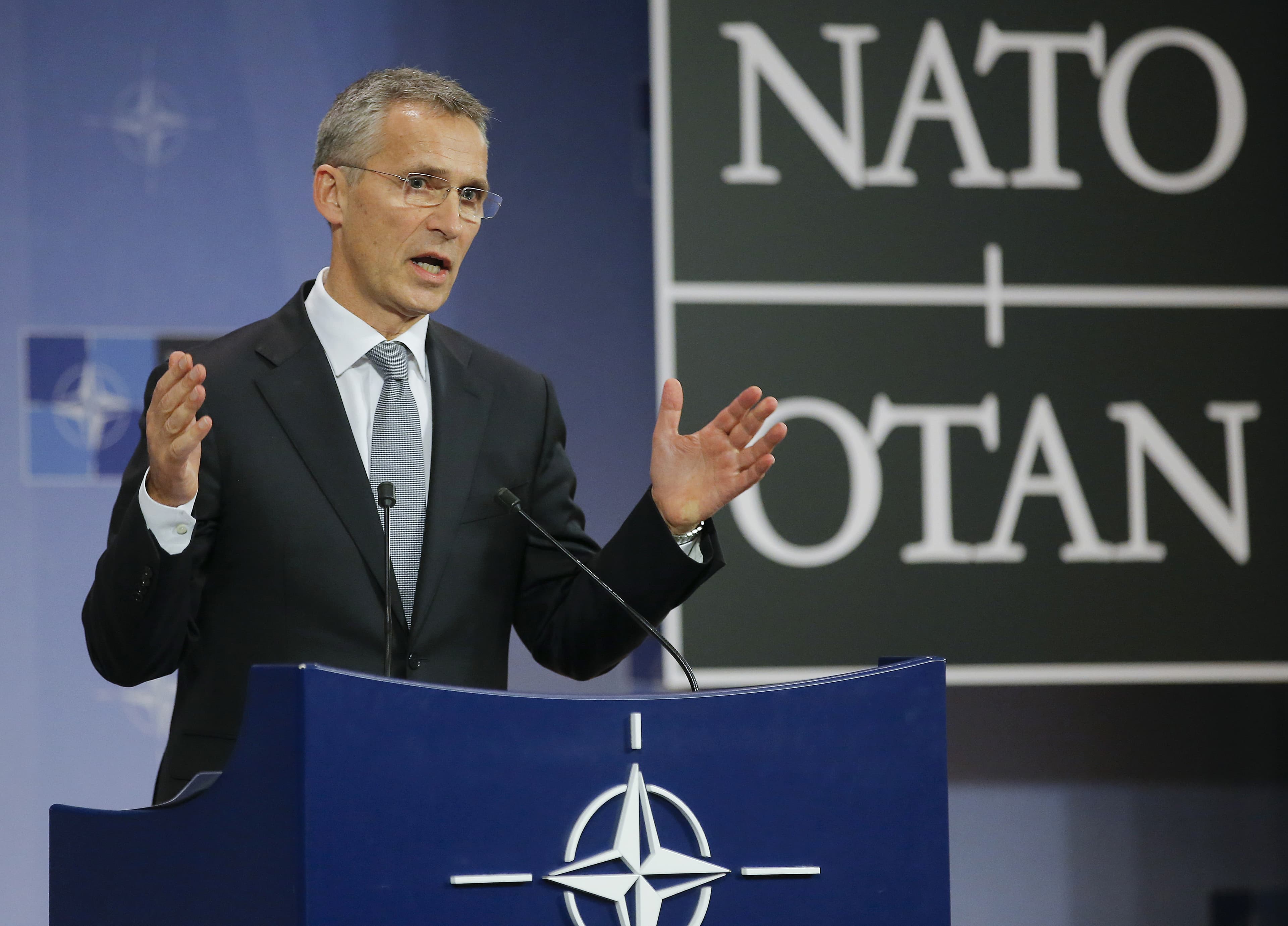 Stoltenberg: Građani Makedonije na referendumu odlučuju o članstvu