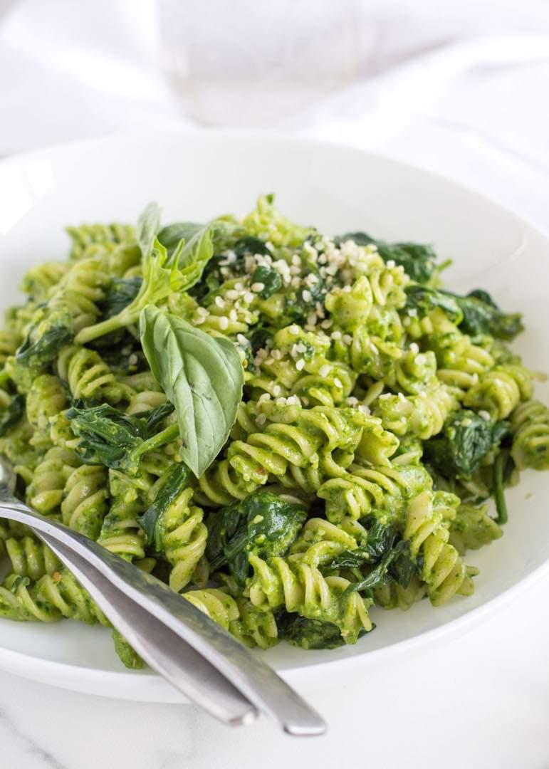 Pesto od špinata i kelja