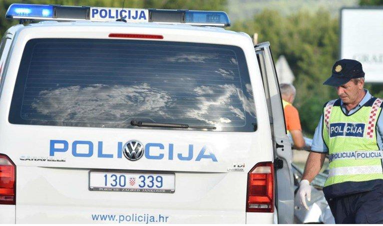 Užas u Nedeljancu: Prešao u suprotan smjer i zabio se u majku s djecom