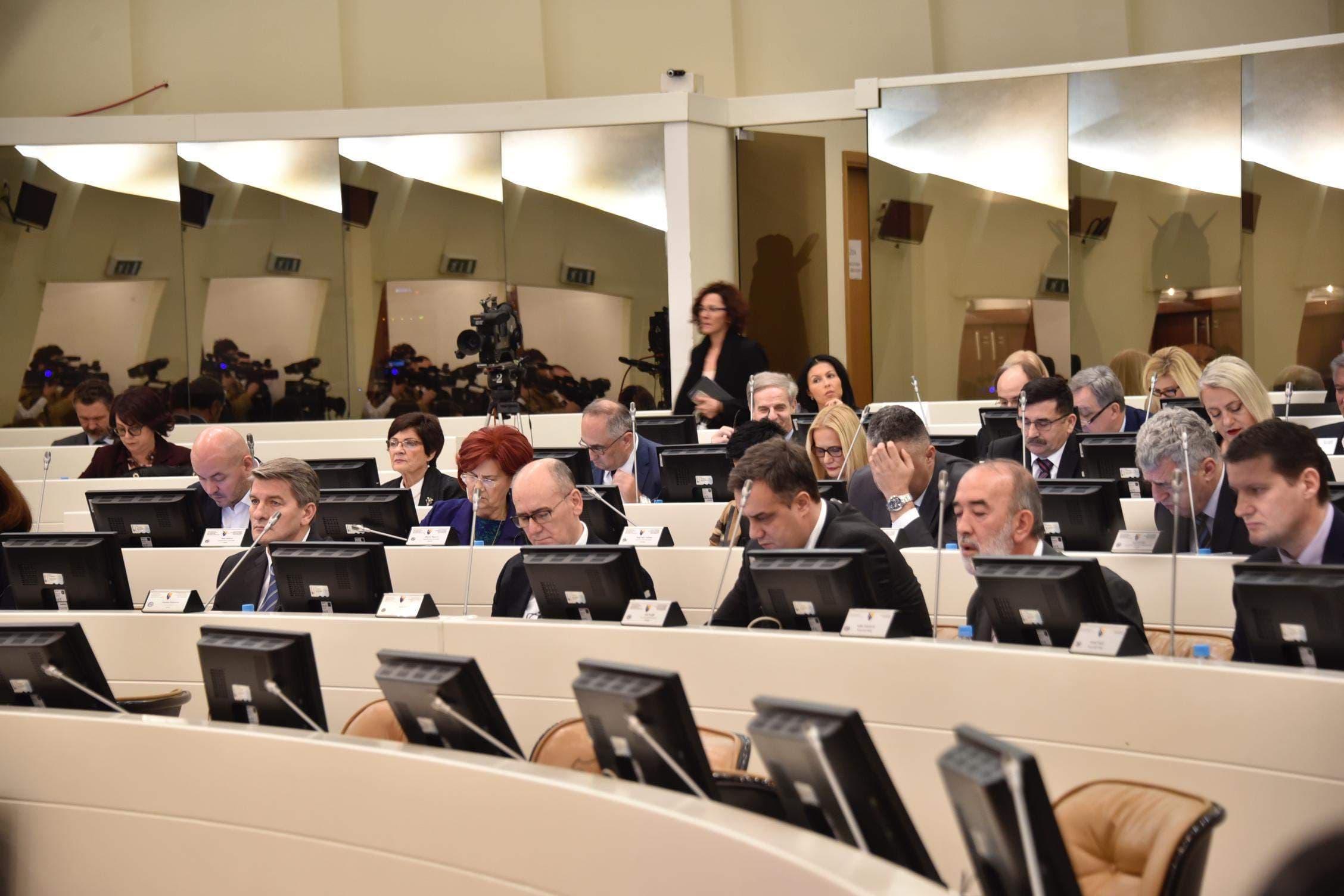 Hitna sjednica Predstavničkog doma Parlamenta BiH zakazana za ponedjeljak