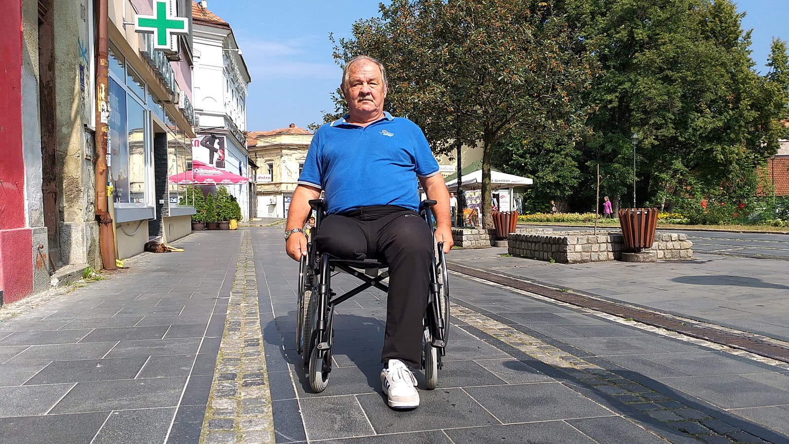 Lakše bih prebrodio gubitak ruke, ovako sam kao golub bez krila