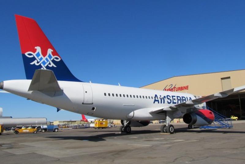Hitno sletio u Larnaku: Požar u avionu "Air Srbije"