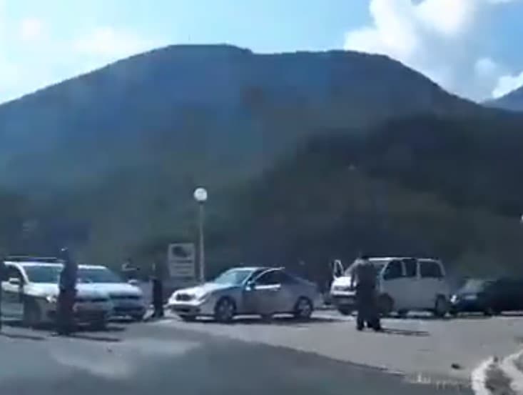 Zbog tuče navijača bio obustavljen saobraćaj u Drežnici