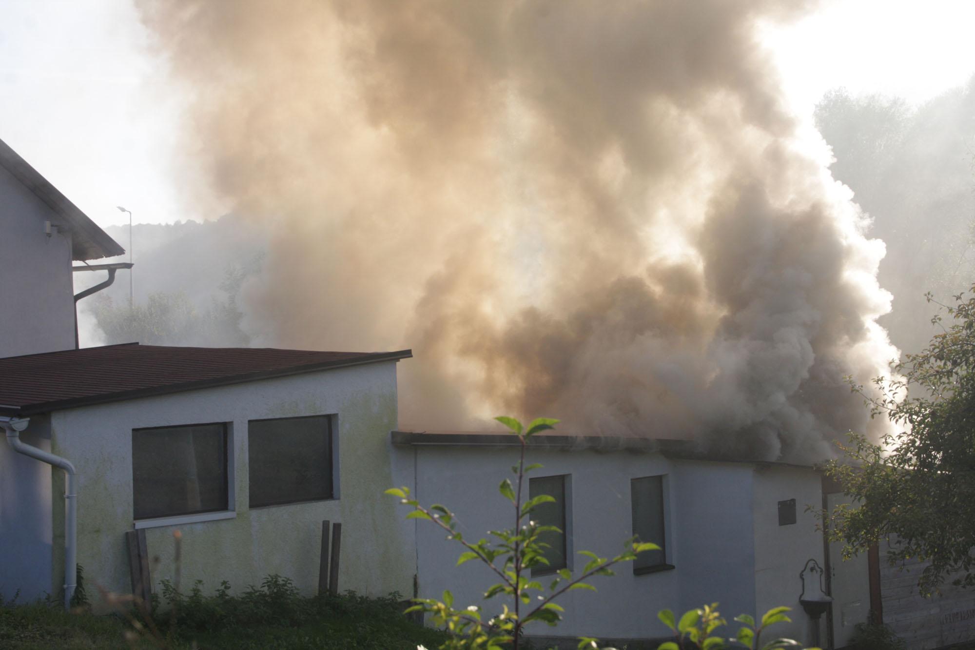 Požar na stambenom objektu u naselju Solina