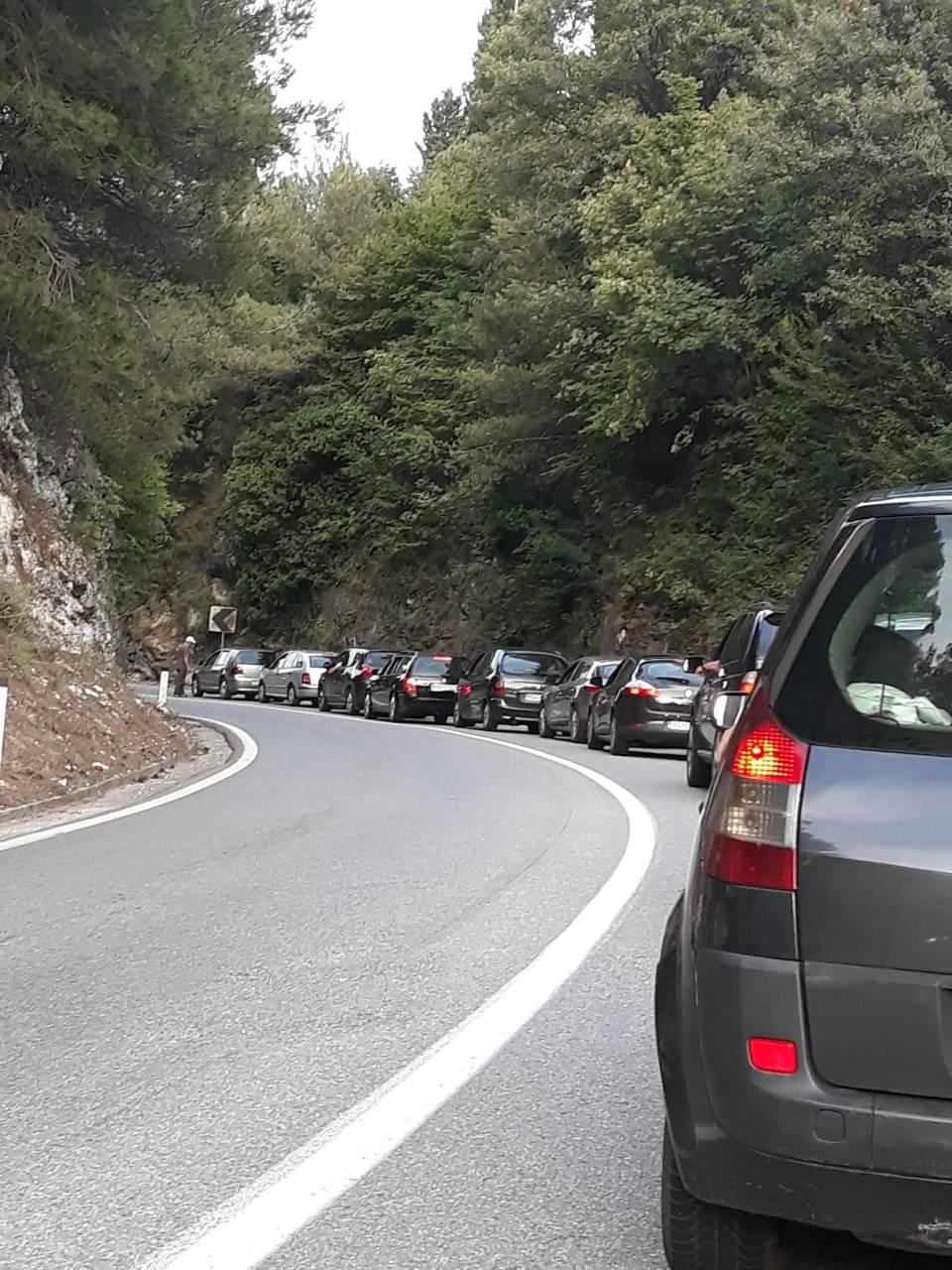 Kod mjesta Donje Putićevo zbog nesreće obustavljen saobraćaj