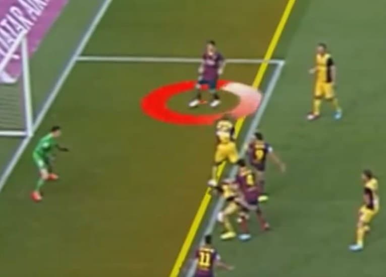 Sudija se izvinjavao nakon što je Mesiju poništio gol za titulu