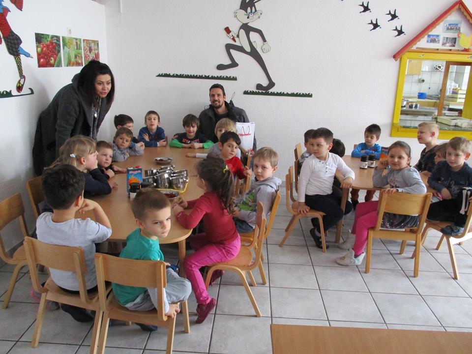U USK djeluje 18 predškolskih ustanova, osam javnih i deset privatnih - Avaz