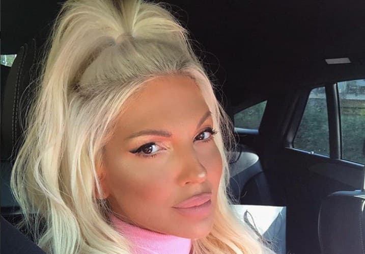 Jelena Karleuša pozirala kao barbika