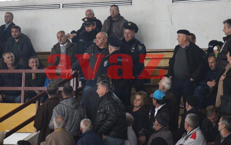 Uhapsili borca koji je negodovao zbog prisustva Bakira Izetbegovića i Šefika Džaferovića!