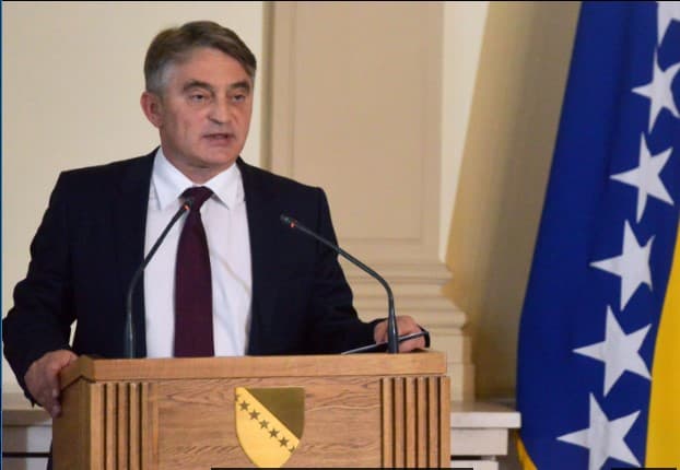 Zašto hrvatski portali podmeću Željku Komšiću učenje Fatihe