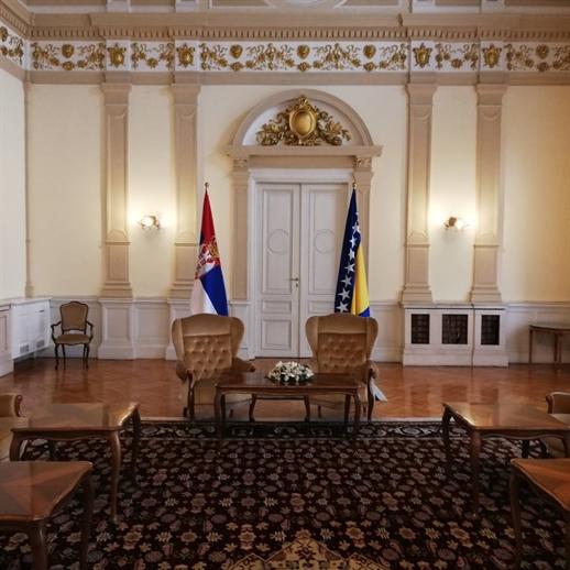 Komšić i Džaferović o zastavi RS: Dodik je prekršio zakon, nećemo tolerirati njegovo ponašanje