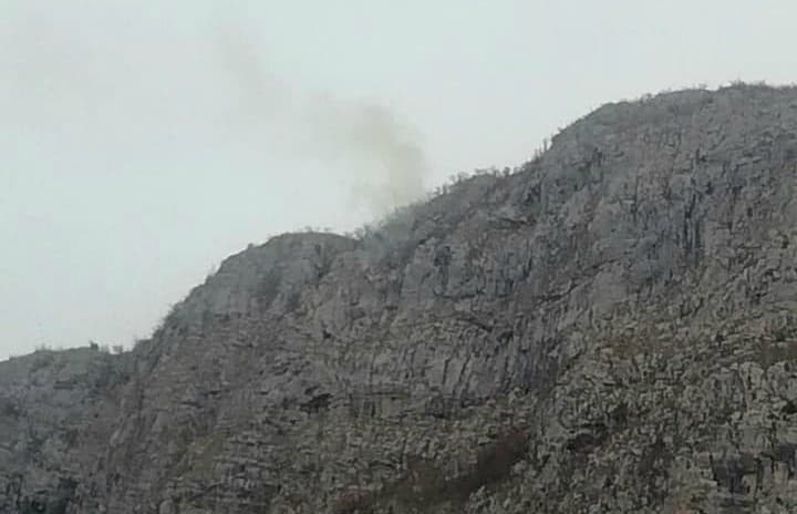 Muškarac zaglavljen u stijeni, GSS počeo akciju spašavanja