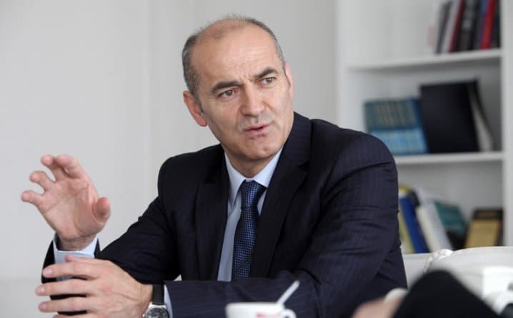 Rifat Škrijelj: Otcjepljenje Medicinskog fakulteta nije utemeljeno u zakonu i Statutu