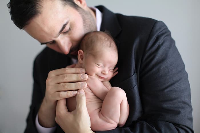 Očevi ne stidite se pokazati ljubav