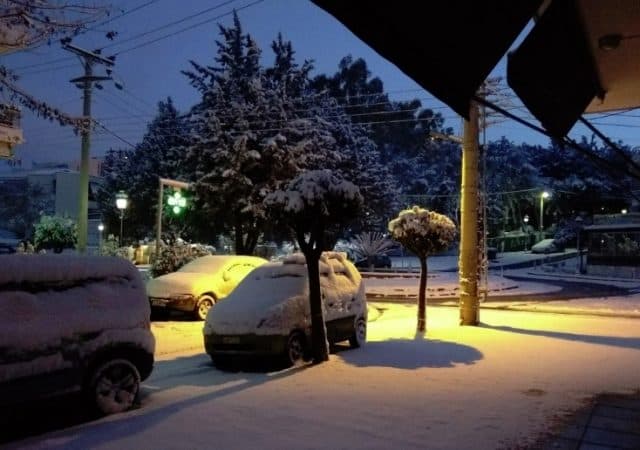 Atina osvanula pod snijegom, hladni val zahvatio Grčku