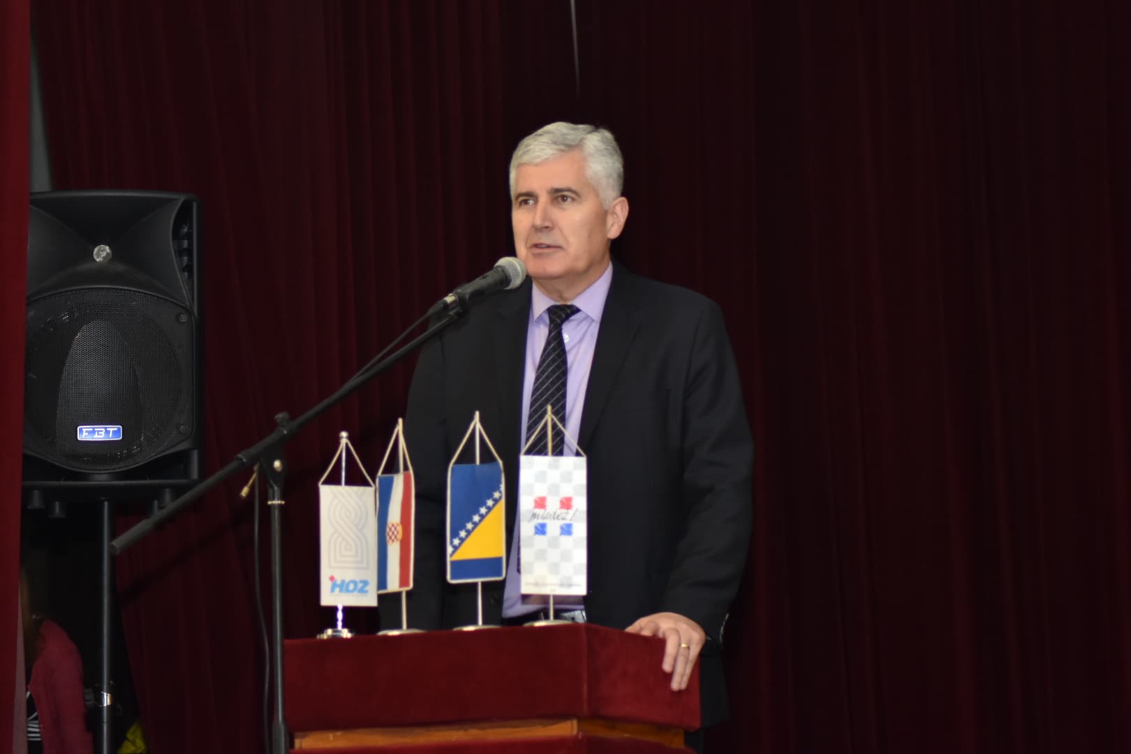 Čović: Ne bi smjeli upasti u nove političke krize!
