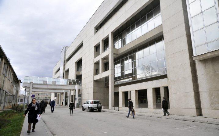 Oštra reakcija Sindikata KCUS-a i Komore zdravstvenih tehničara