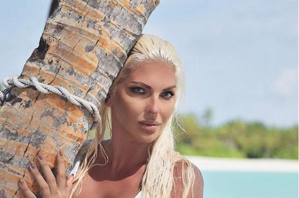 Jelena Karleuša sama s djecom, a evo koje je fotografije objavila na društvenim mrežama