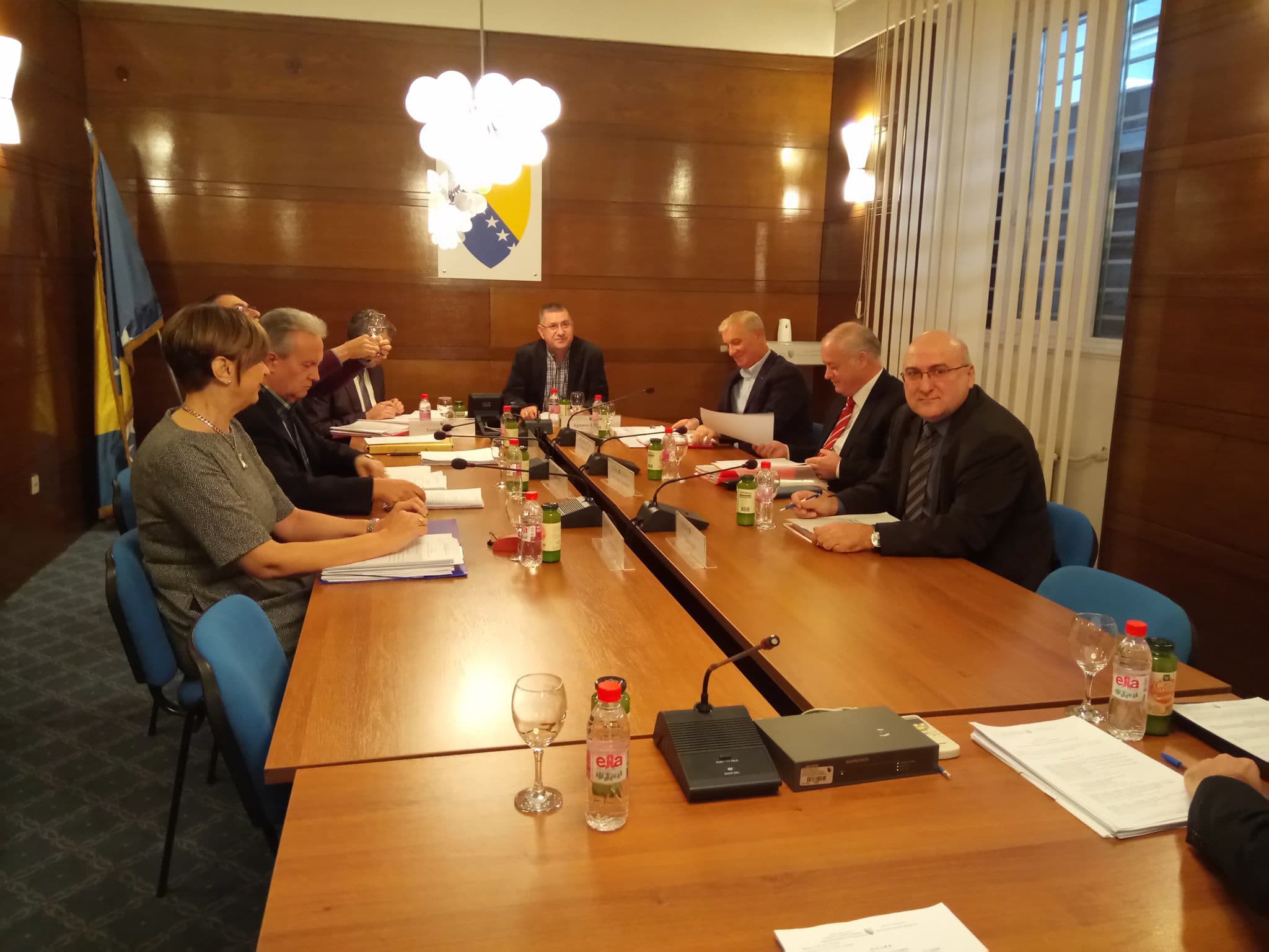 Nedostaju jedan Bošnjak, pet Srba i dva delegata iz reda ostalih
