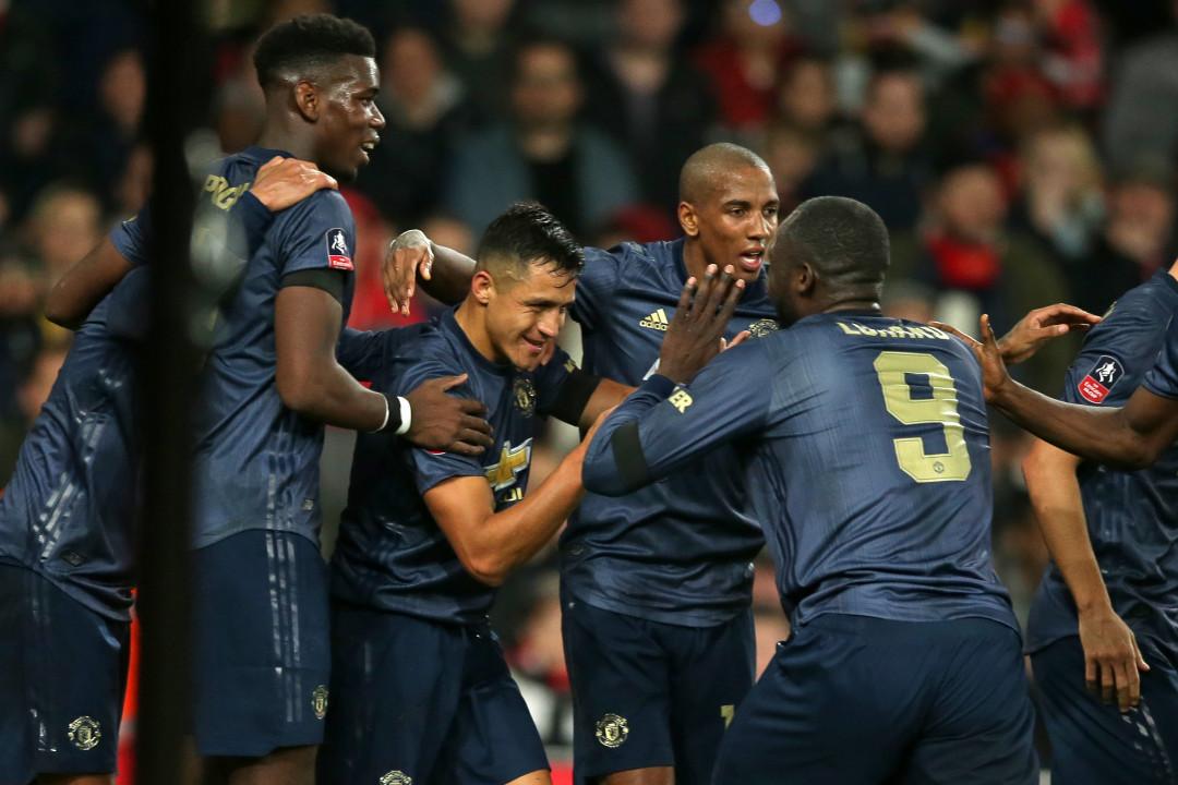 Mančester junajted na Old Trafordu dočekuje povredama pokošeni PSG