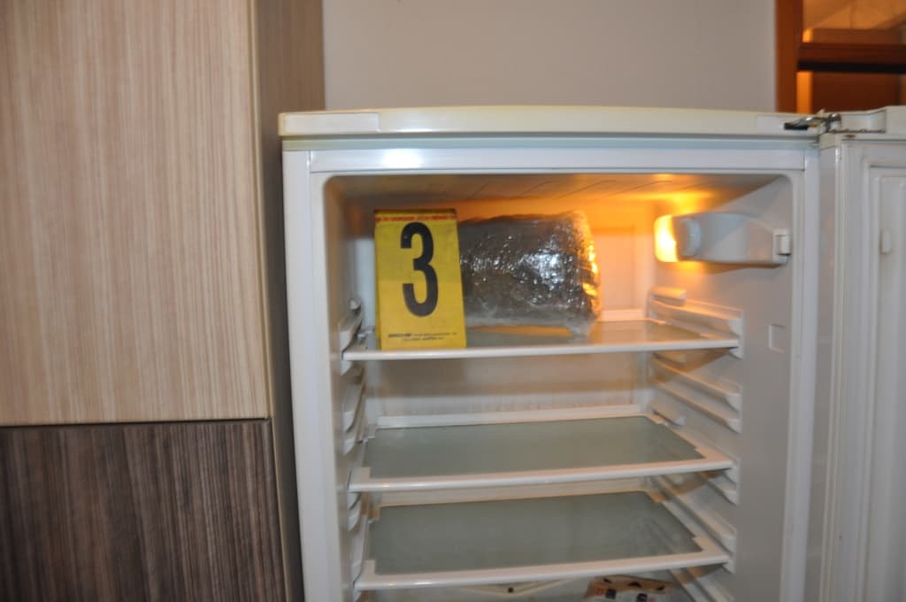 Policija kod Zeničanina pronašla gotovo kilogram droge